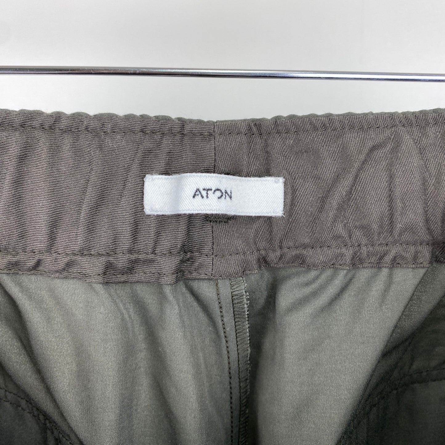 ATON ドローコードパンツ メンズ XL カーキ系【中古】