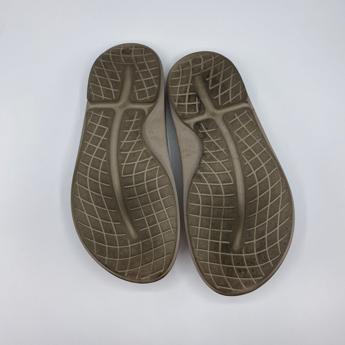 OOFOS トングサンダル メンズ 27cm ベージュ系【中古】