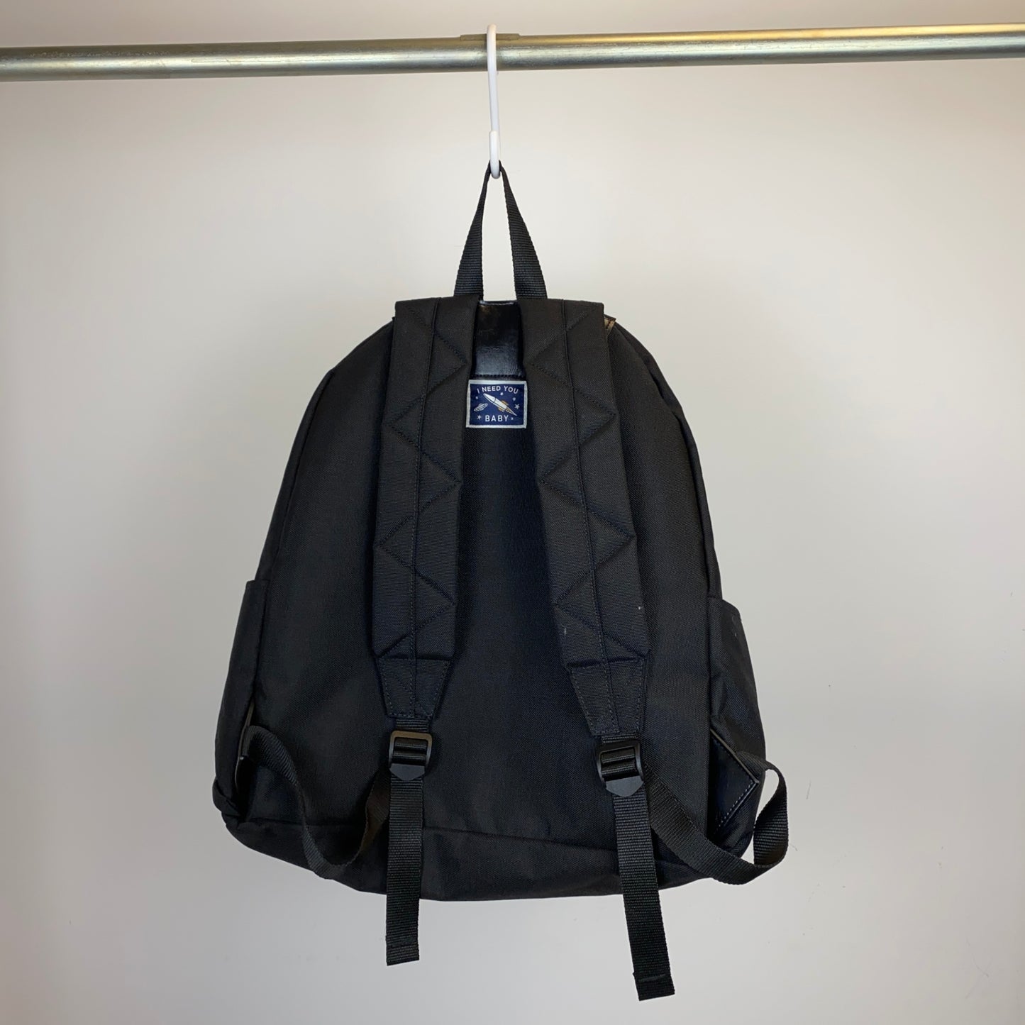 I NEED YOU BABY バックパック メンズ F 黒系【中古】