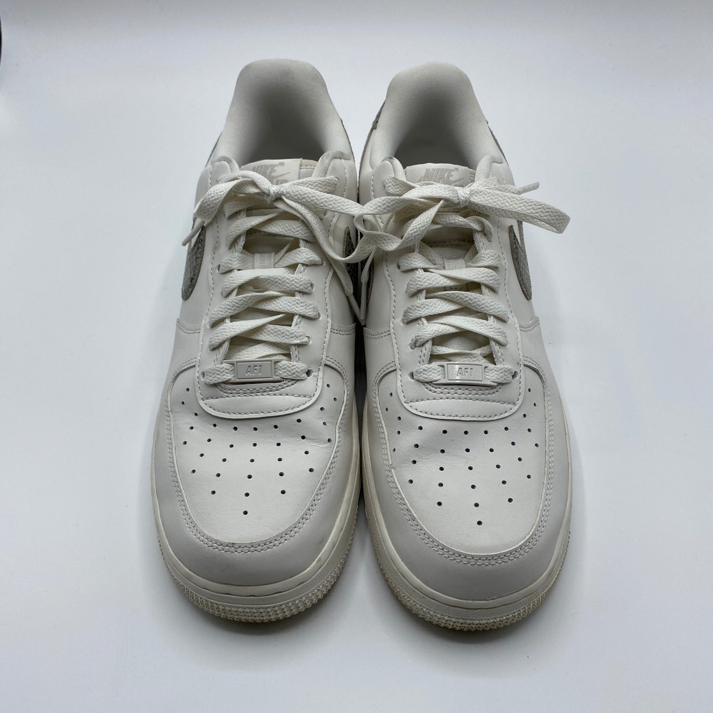 NIKE AIR FORCE 1 スニーカー メンズ 28.5cm 白系【中古】