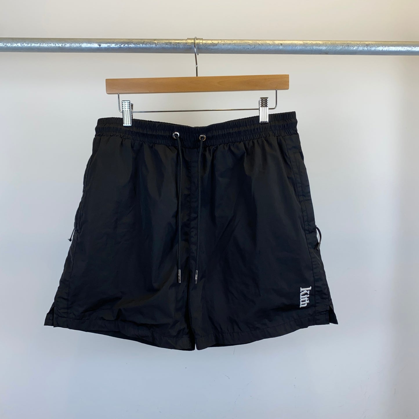 KITH ナイロンショーツ メンズ M 黒系【中古】
