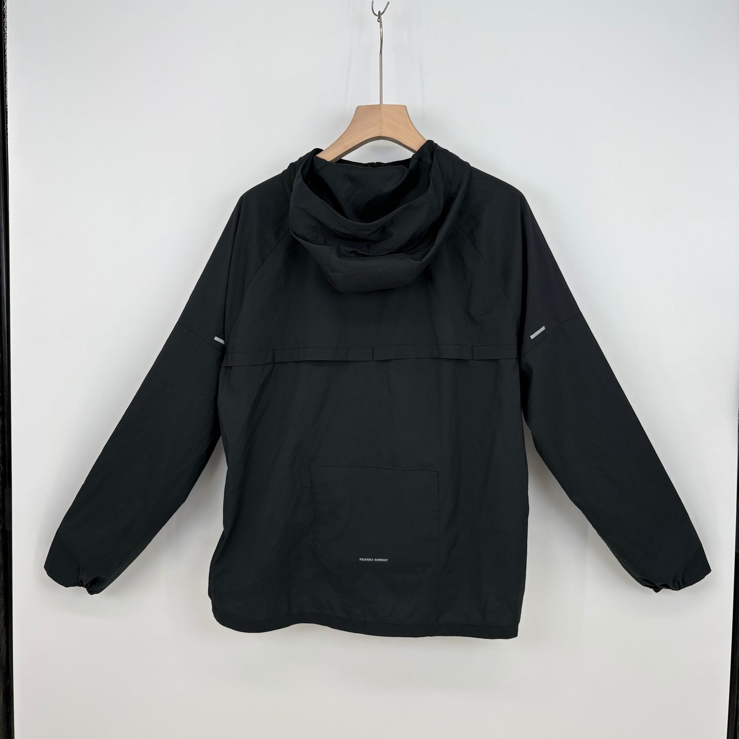 NIKE ウィンドブレーカー メンズ XL 黒系【中古】