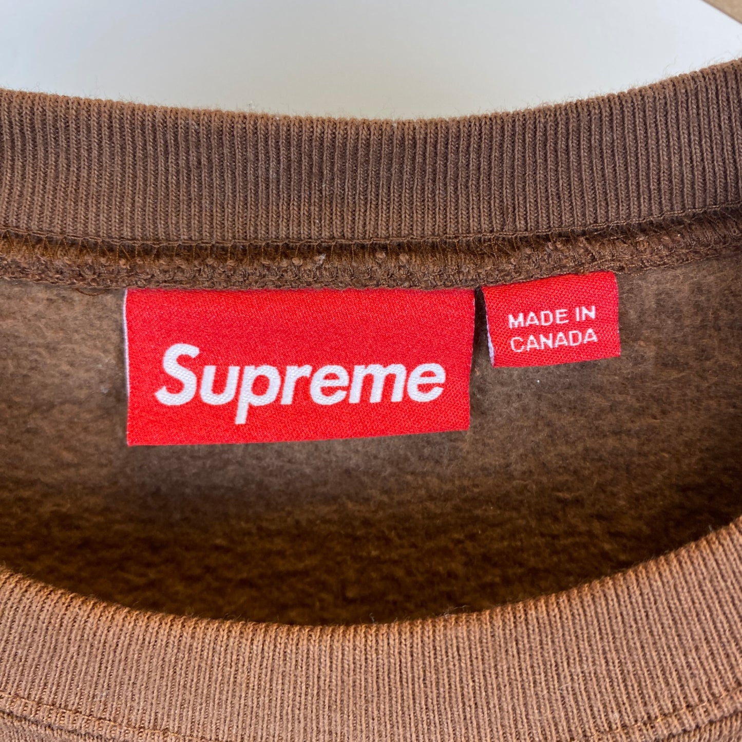 SUPREME crest crewneck メンズ L 茶系【中古】