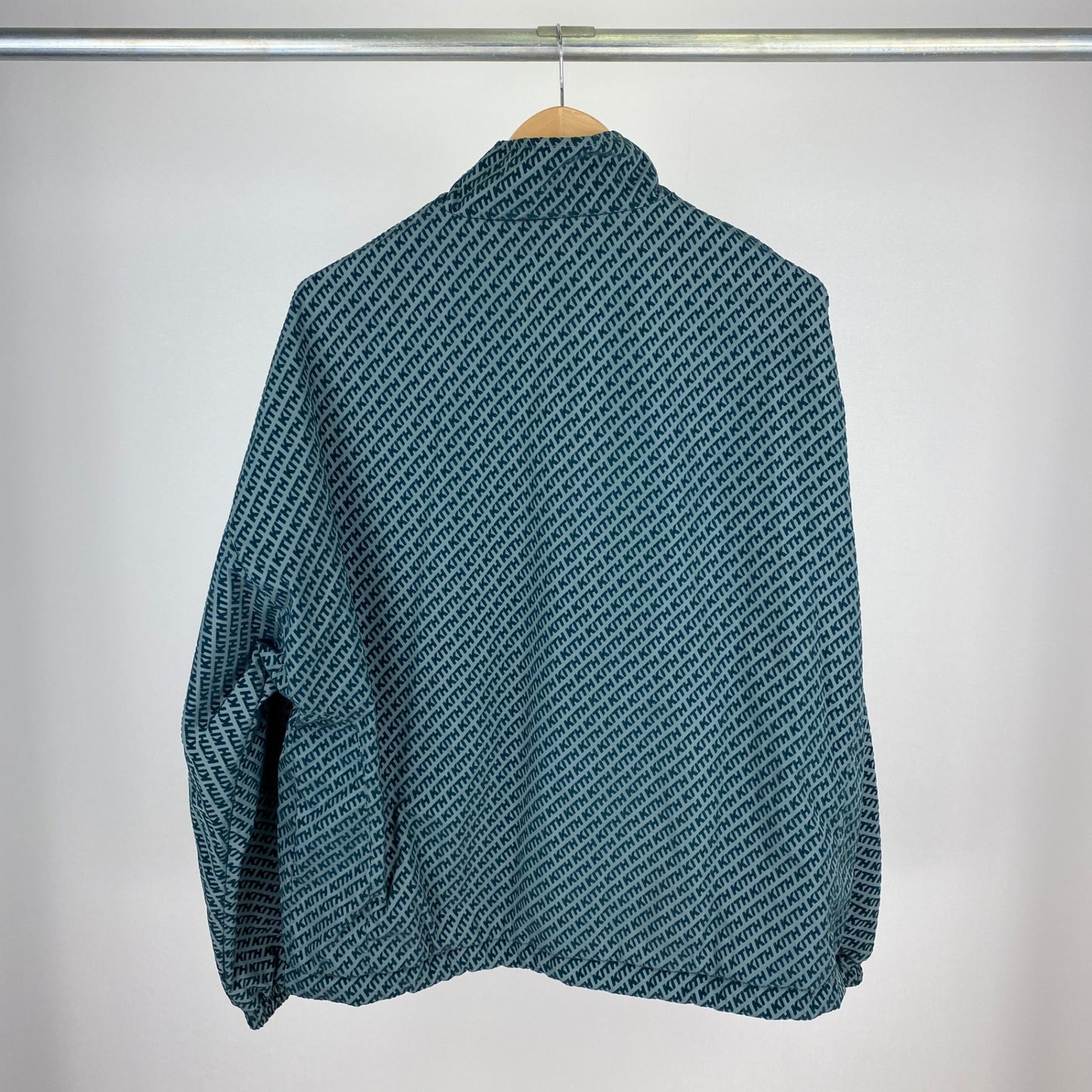 KITH ナイロンジャケット メンズ L 緑系【中古】