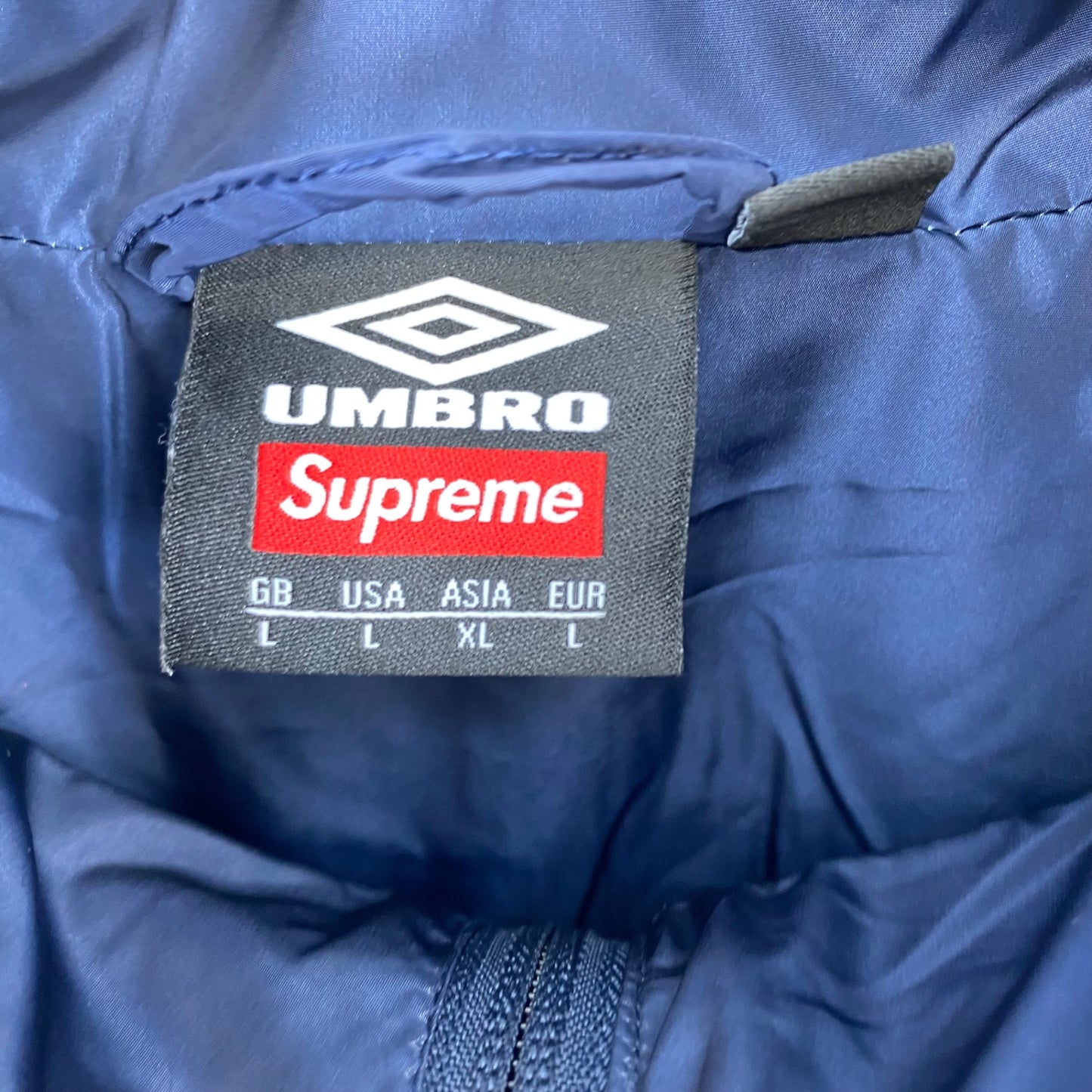 SUPREME アンブロ　Gradient Track Jacket メンズ L 水色系【中古】