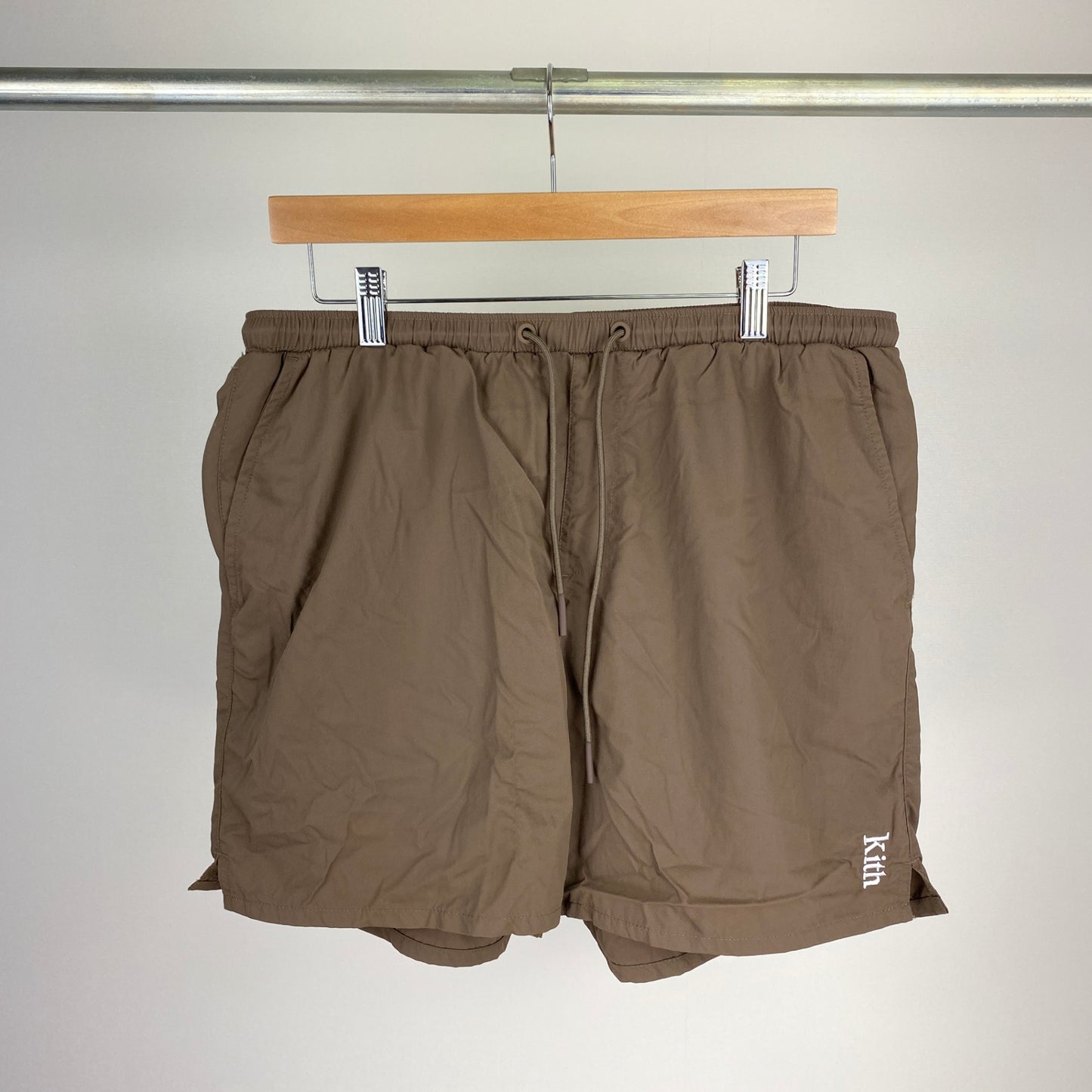 KITH ナイロンショーツ メンズ L 茶系【中古】