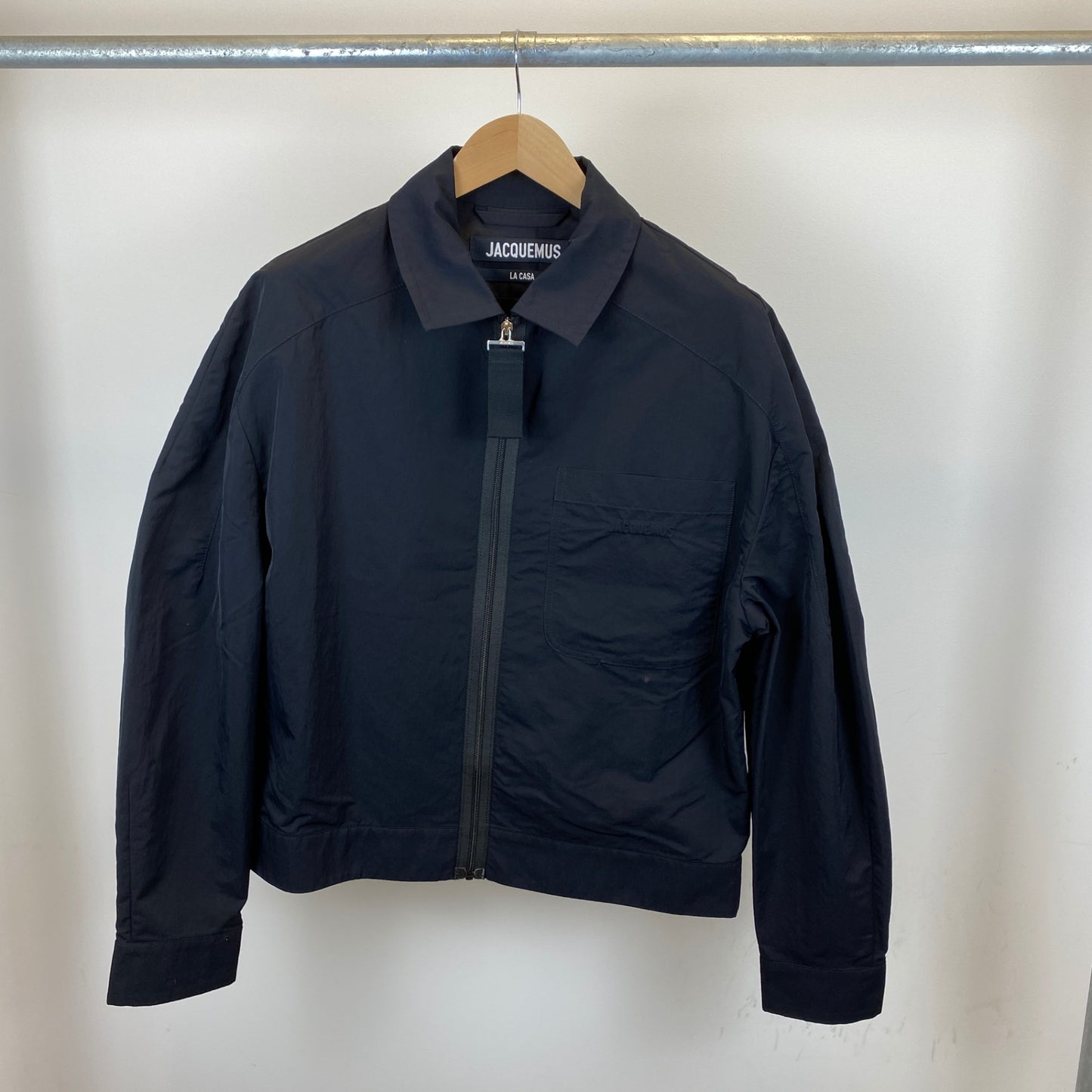 JACQUEMUS ジップアップブルゾン メンズ L 黒系【中古】