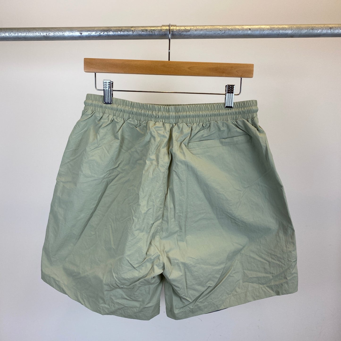 KITH ナイロンショーツ メンズ L 緑系【中古】