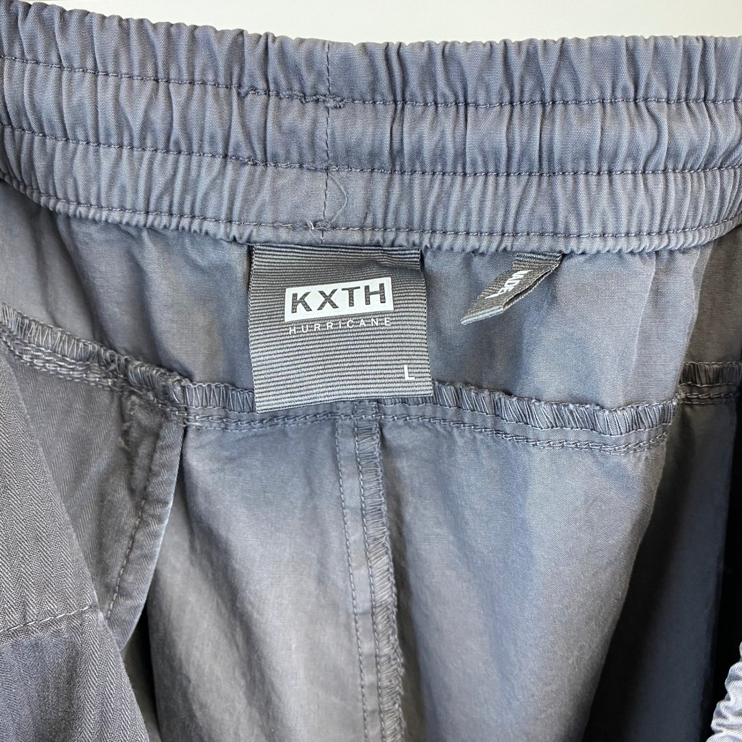 KITH パンツ メンズ L グレー系【中古】