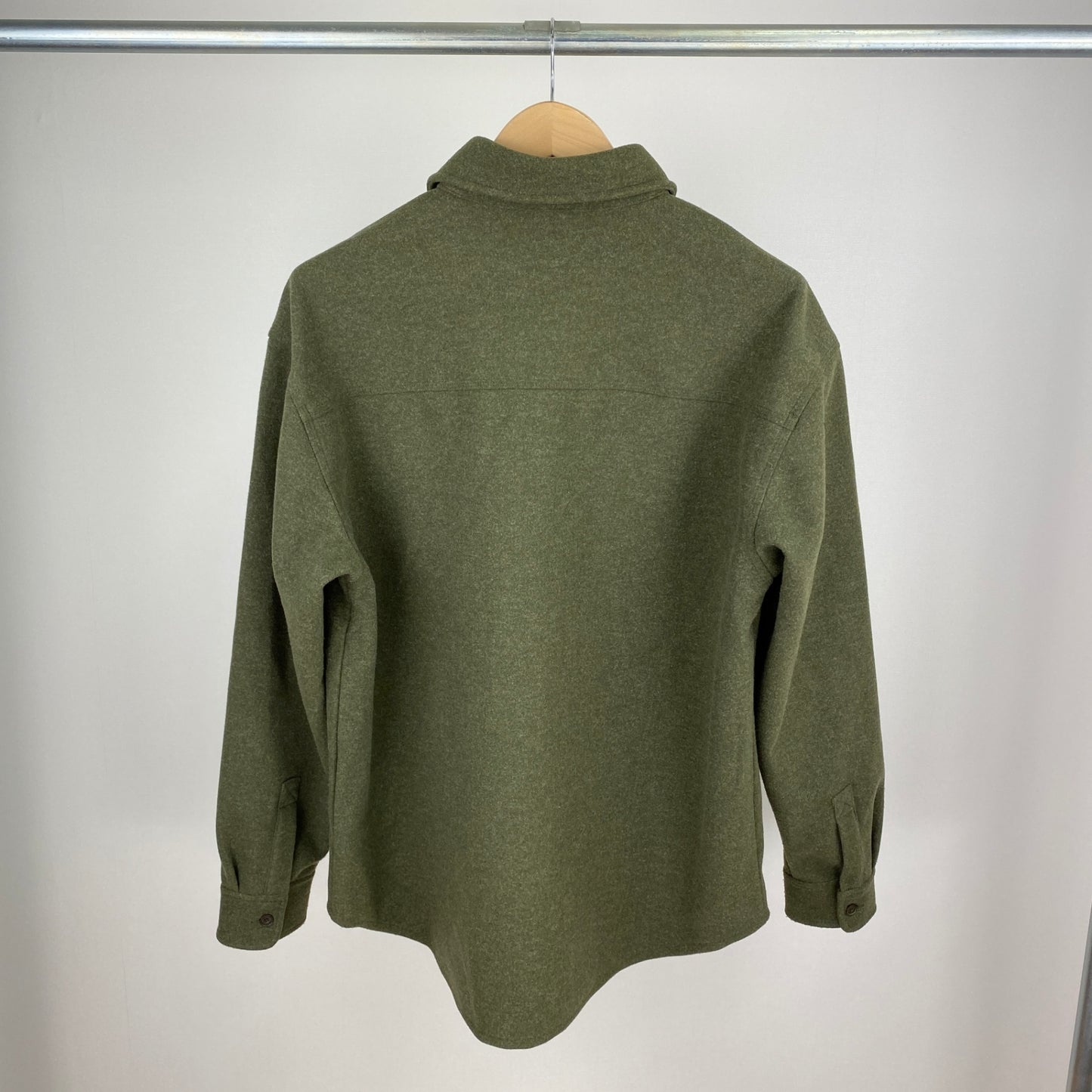 KITH 長袖シャツ メンズ M カーキ系【中古】